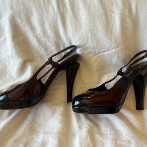 CHANEL Patent Leather Platform Slingbacks 36.5 - Great Condition - Navy & Maroon